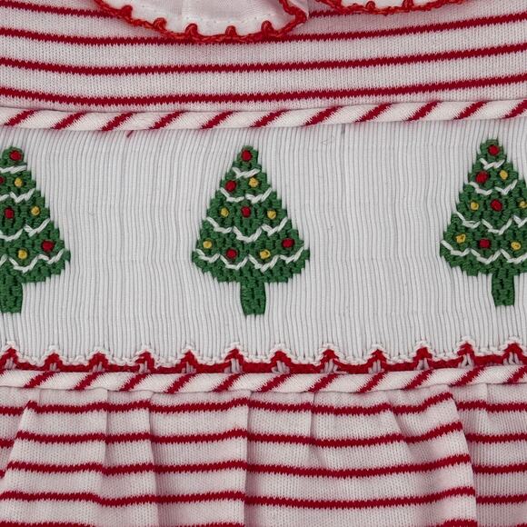 Edgehill Collection Christmas Tree Smocked Sleeper Gown Baby Girl  Sz 0-3 Mos - Picture 5 of 6